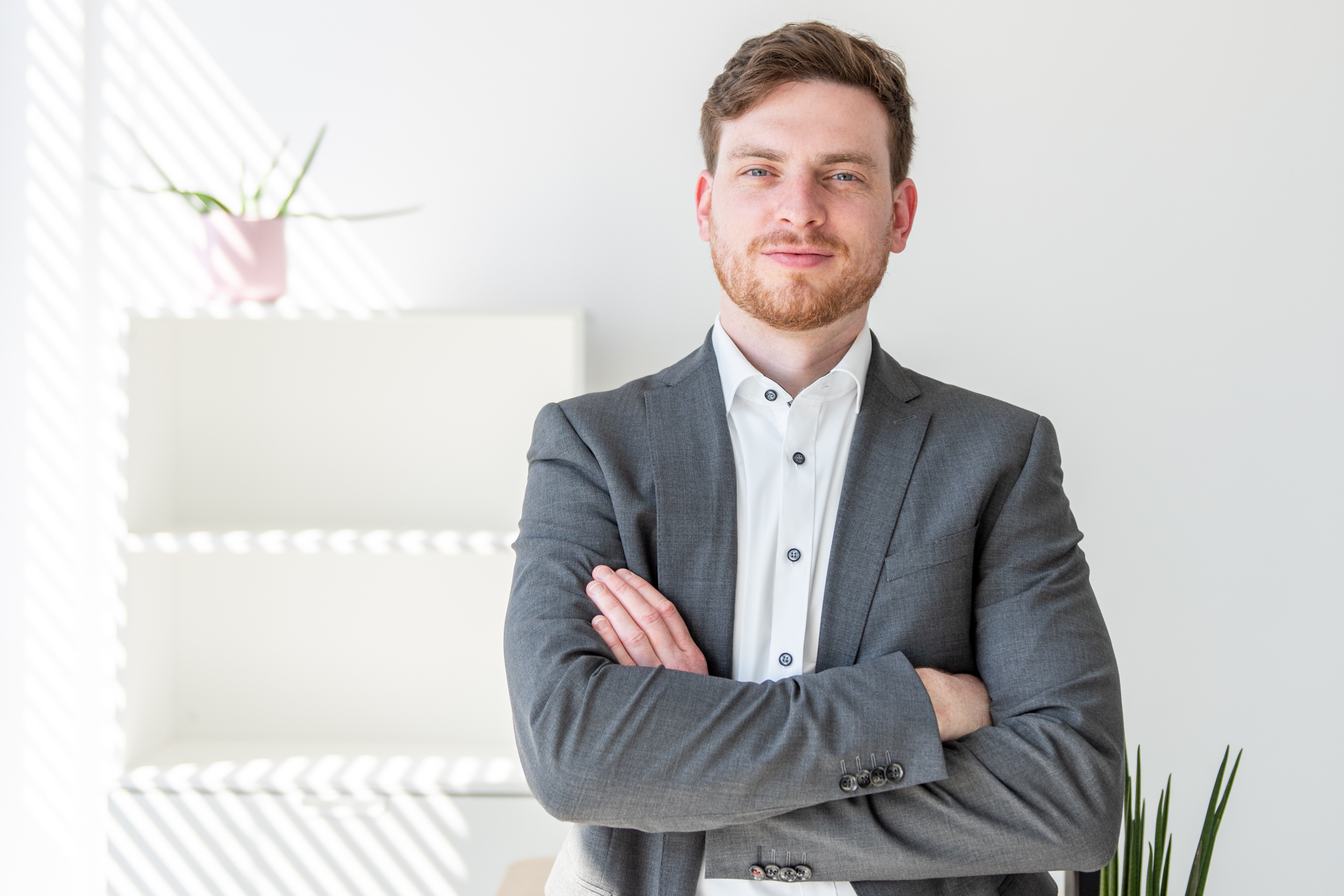 Fabian Brünger in a professional setting